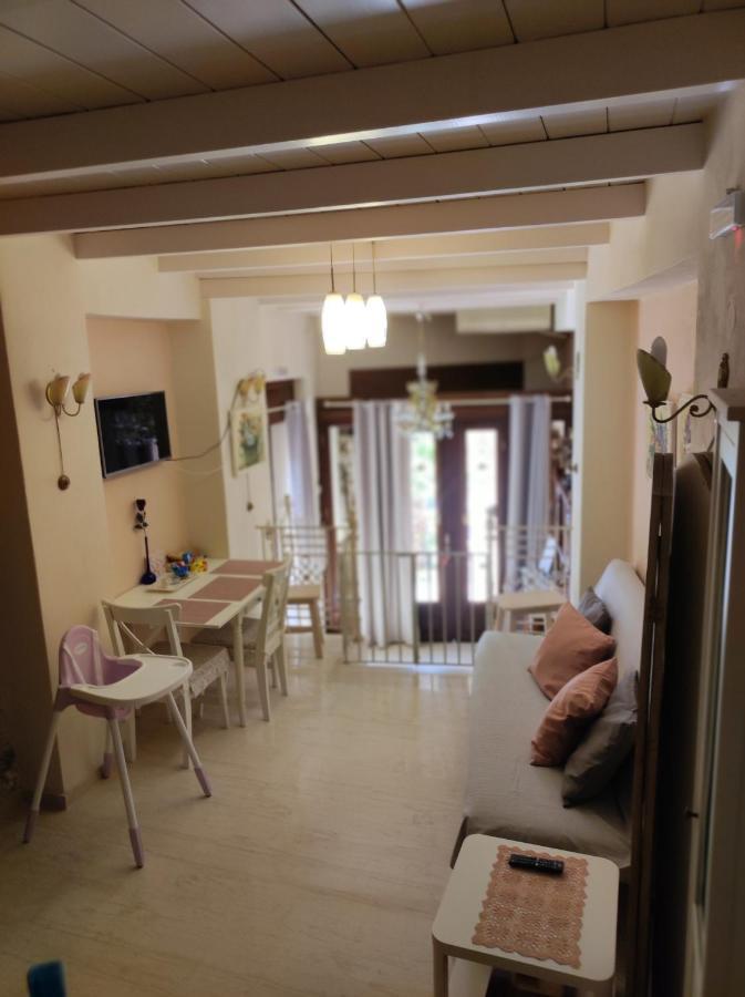 Appartamento Retro 51 Rethymno Esterno foto